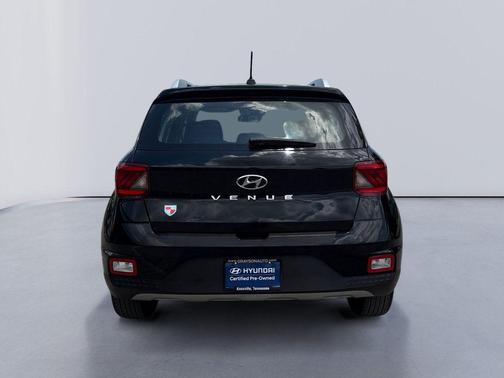 Onyx Black 2023 Hyundai VENUE SEL