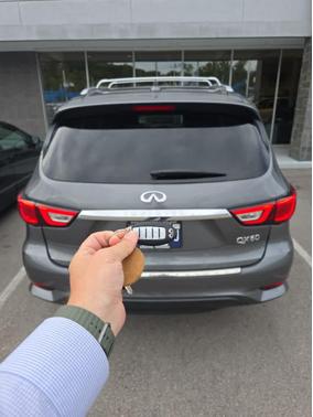 2017 INFINITI QX60 Base
