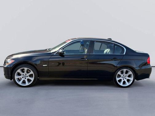2006 BMW 330 330i
