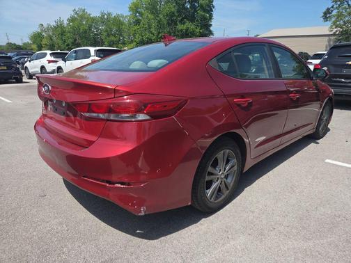 Scarlet Red Pearl 2017 Hyundai ELANTRA SE