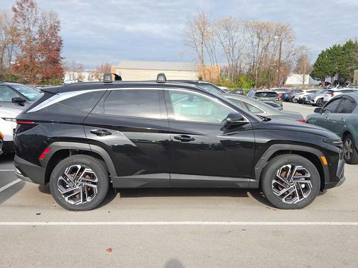 2025 Hyundai TUCSON Hybrid Limited