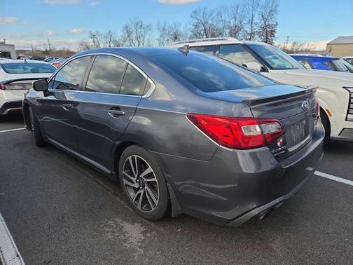 2018 Subaru Legacy Sport
