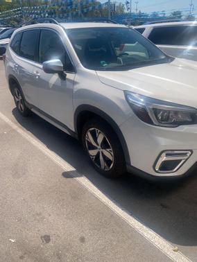 Crystal White Pearl 2020 Subaru Forester Touring
