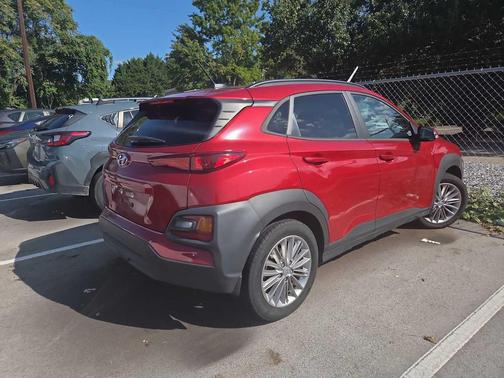 2021 Hyundai KONA SEL