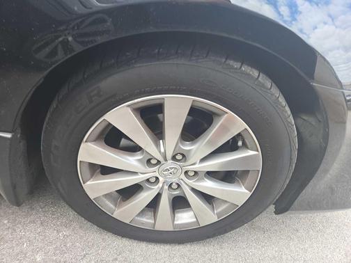 2011 Toyota Avalon Base