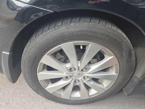2011 Toyota Avalon Base