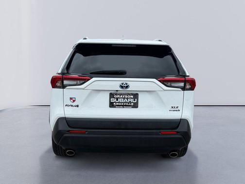 Ice 2024 Toyota RAV4 Hybrid XLE