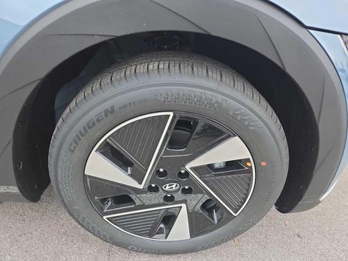 2026 Hyundai IONIQ 5 SE Standard Range