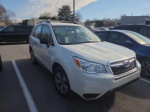 2016 Subaru Forester 2.5i