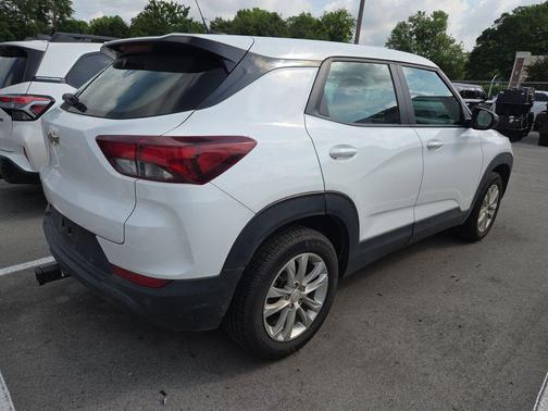 Summit White 2021 Chevrolet Trailblazer LS