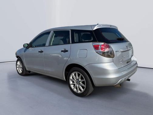 2006 Toyota Matrix Base