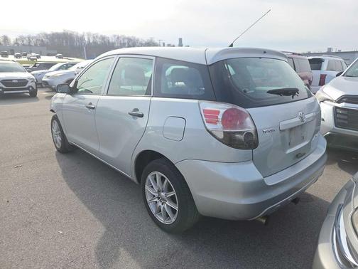 2006 Toyota Matrix Base