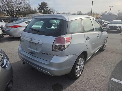 2006 Toyota Matrix Base