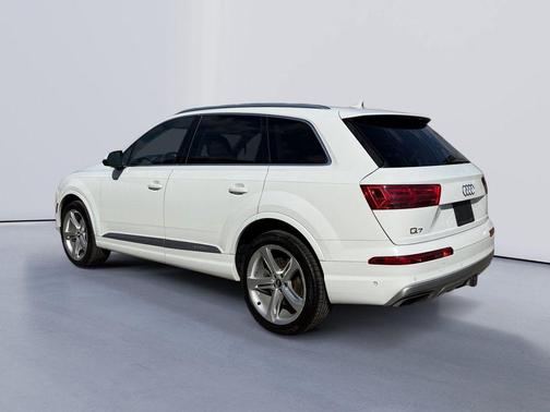 2019 Audi Q7 55 Prestige