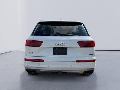 2019 Audi Q7 55 Prestige