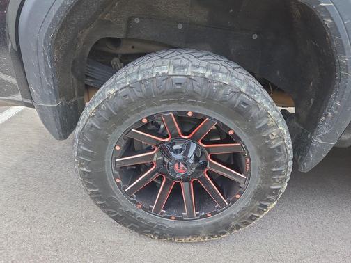 Onyx Black 2021 GMC Sierra 2500 AT4