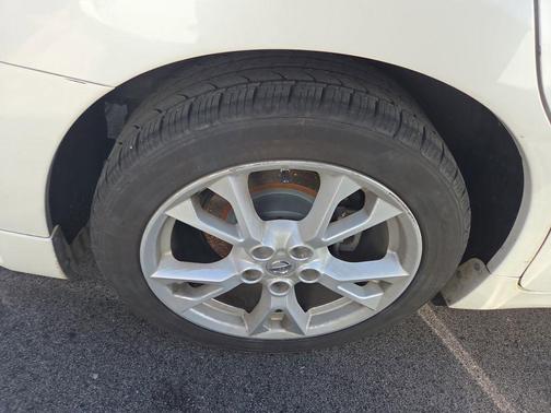 2013 Nissan Maxima SV