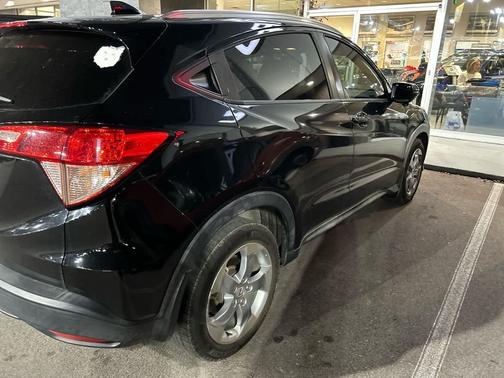 2016 Honda HR-V EX-L w/Navigation