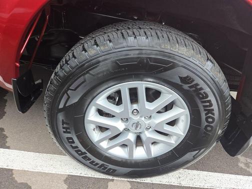 Cayenne Red Metallic 2019 Nissan Frontier SV