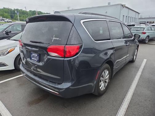 Maximum Steel Metallic Clearcoat 2019 Chrysler Pacifica Touring Plus