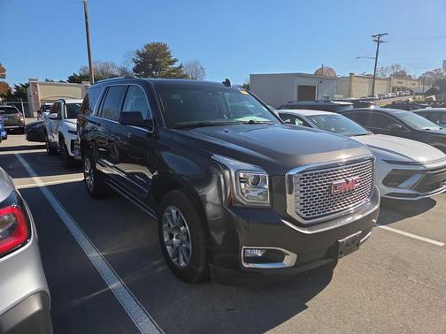 2017 GMC Yukon Denali