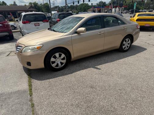 2010 Toyota Camry LE