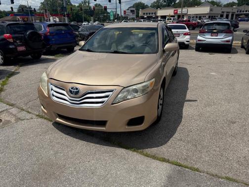 2010 Toyota Camry LE