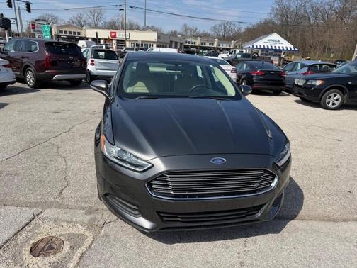 Guard 2016 Ford Fusion Hybrid SE