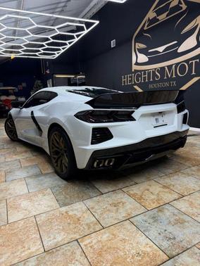 Arctic White 2021 Chevrolet Corvette Stingray w/2LT