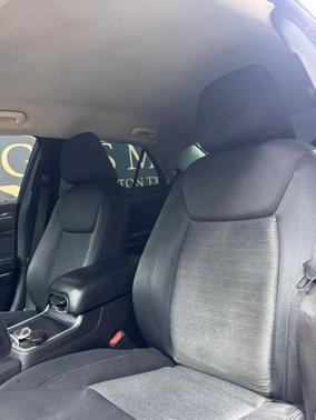 Gloss Black 2019 Chrysler 300 Touring