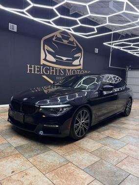 Blue 2018 BMW 540 540i Sedan 4D