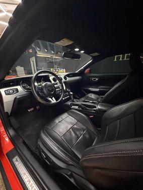 2016 Ford Mustang EcoBoost Premium