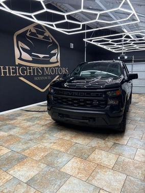 2023 Chevrolet Silverado 1500 Custom