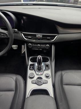 2024 Alfa Romeo Giulia Ti