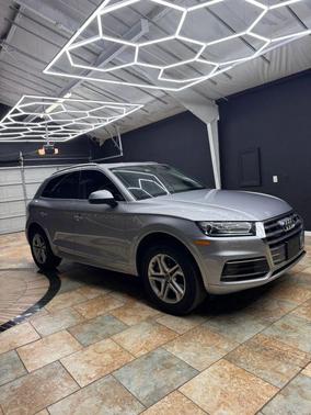 Silver 2019 Audi Q5 45 Premium