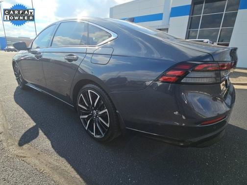 2025 Honda Accord Hybrid 