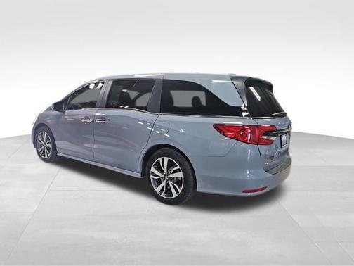 2023 Honda Odyssey 