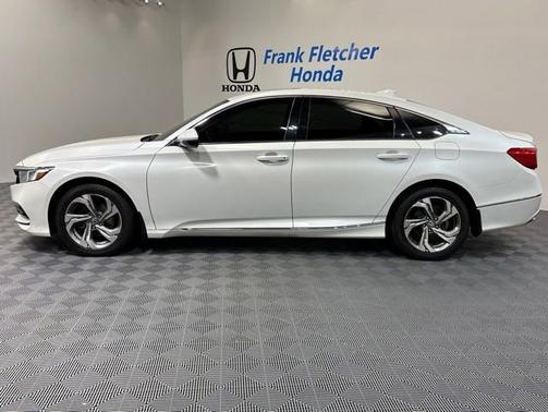 Platinum White Pearl 2018 Honda Accord