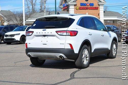 2021 Ford Escape SE
