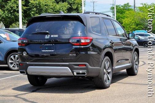 2025 Honda Pilot Elite