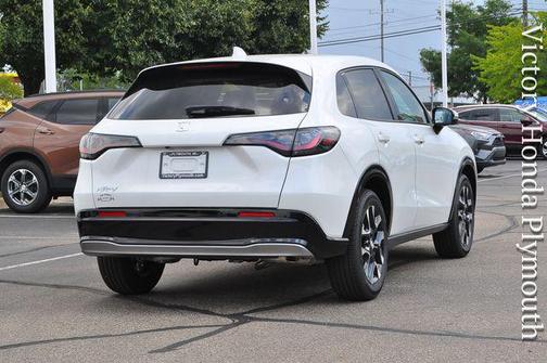 Platinum White Pearl 2027 Honda HR-V EX-L