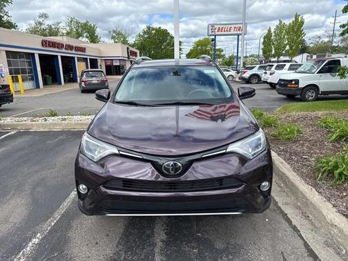2017 Toyota RAV4 XLE