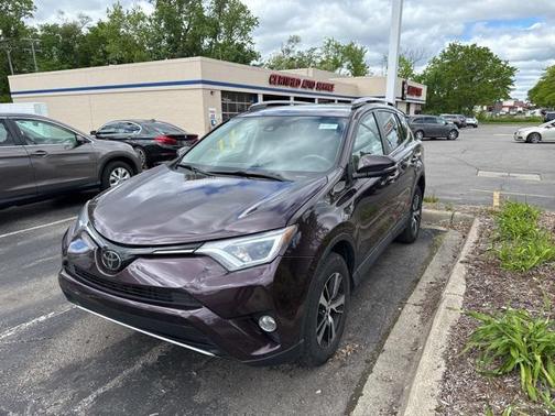 2017 Toyota RAV4 XLE