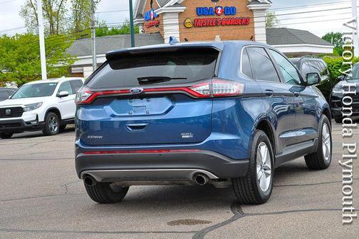Blue Metallic 2018 Ford Edge SEL