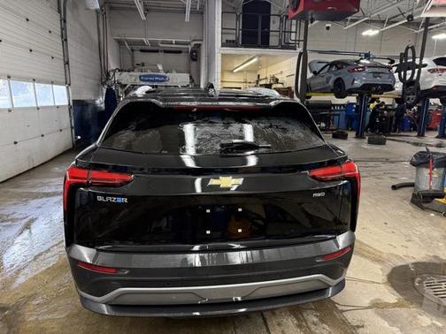 2024 Chevrolet Blazer EV eAWD LT