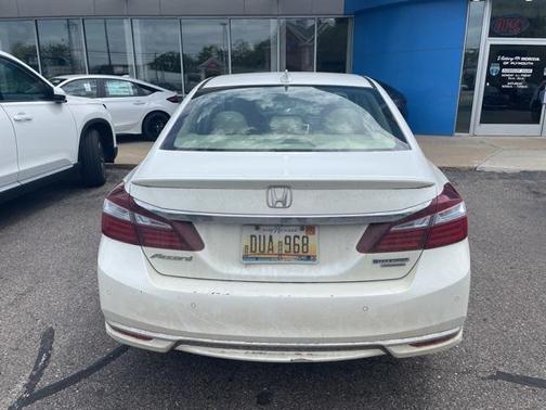 2017 Honda Accord Hybrid Touring