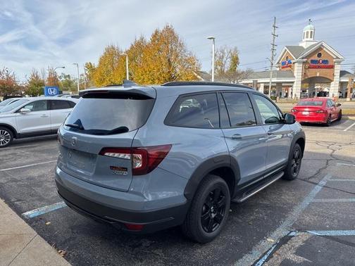 2022 Honda Pilot AWD TrailSport