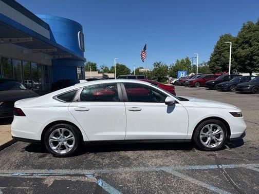 Platinum 2023 Honda Accord LX 1.5T
