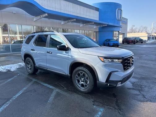 2025 Honda Pilot TrailSport