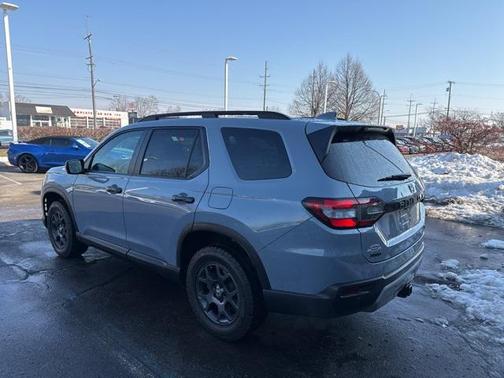2025 Honda Pilot TrailSport